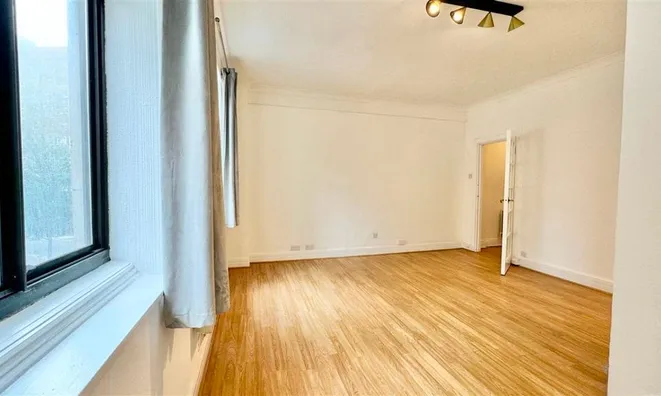 Недвижимость Dudley Court, Upper Berkeley Street: 3