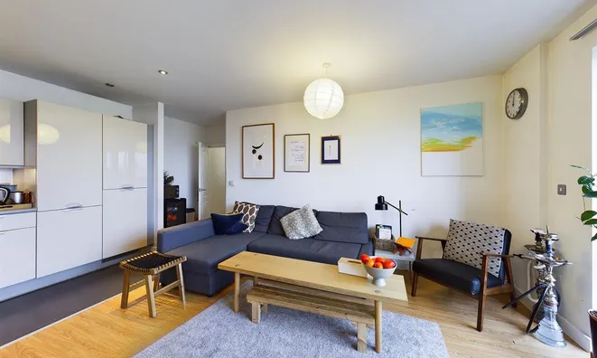 Недвижимость Luma Apartments, Central Way: 10