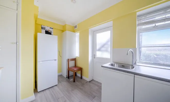 Недвижимость Lynton Road, Acton: 5