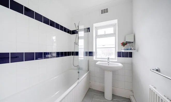 Недвижимость Lynton Road, Acton: 12