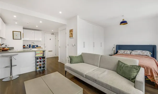 Недвижимость Carnwath Road: 9