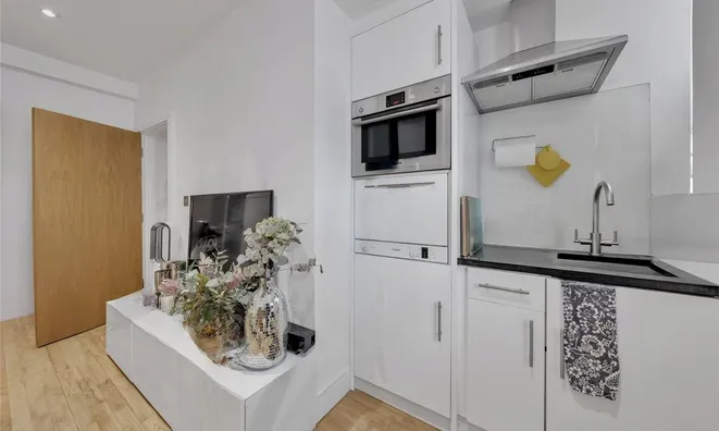 Недвижимость Melina Court, Grove End Road, St John's Wood: 2