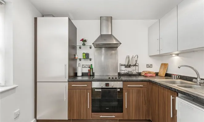 Недвижимость Quaker Street: 4