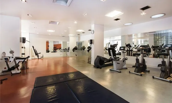 Недвижимость Coke Street: 4