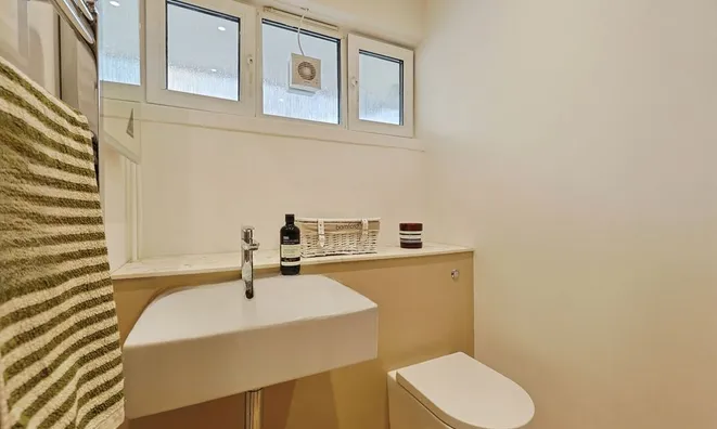 Недвижимость Shuttleworth Road: 2