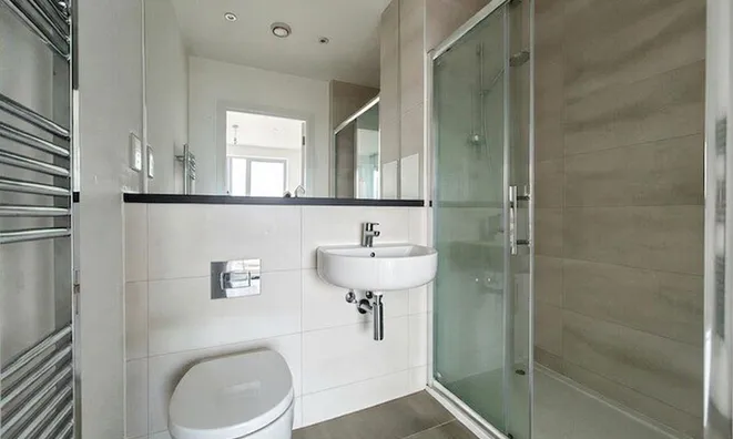 Недвижимость Winchelsea Road: 2