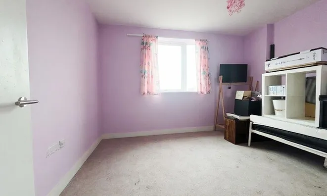 Недвижимость Winchelsea Road: 3