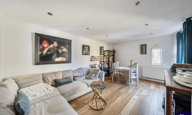 Недвижимость Highcroft Road: 5