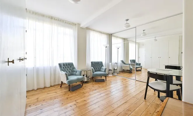 Недвижимость Florin Court, Charterhouse Square: 10