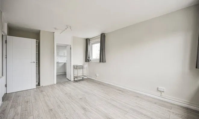 Недвижимость Horsney Road, Hind House: 1