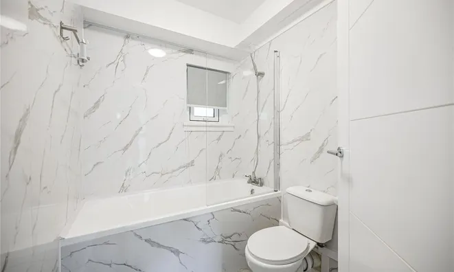 Недвижимость Horsney Road, Hind House: 3