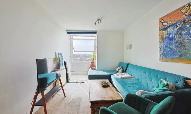 Недвижимость Bramlands Close: 10