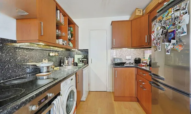 Недвижимость Bramlands Close: 11