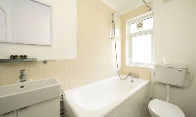 Недвижимость Atney Road: 7