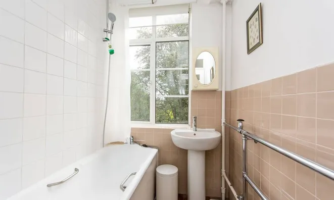 Недвижимость Willesden Lane, Brondesbury: 1