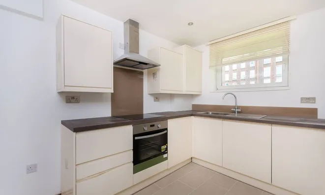 Недвижимость Tabard Street, Borough: 4