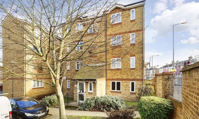 Недвижимость Harrow Road, College Park: 1