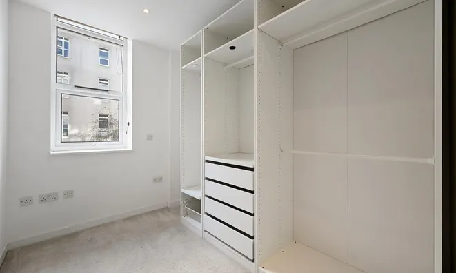 Недвижимость Bromyard House, Bromyard Avenue: 3