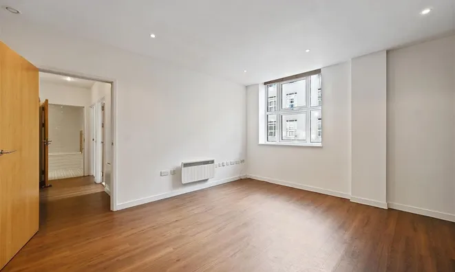 Недвижимость Bromyard House, Bromyard Avenue: 11