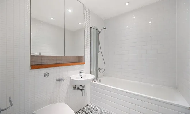 Недвижимость Bromyard House, Bromyard Avenue: 12