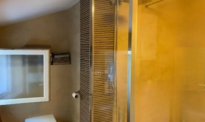 Недвижимость Трехкомнатная квартира в Центре: 7