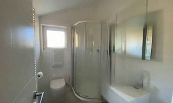 Недвижимость Трехкомнатная квартира в Центре: 8