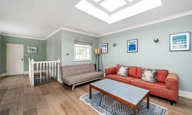 Недвижимость Oakley Street: 2