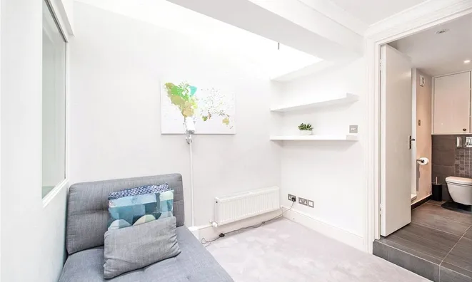 Недвижимость Oakley Street: 4