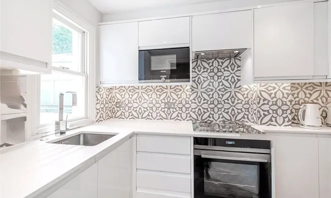 Недвижимость Oakley Street: 8