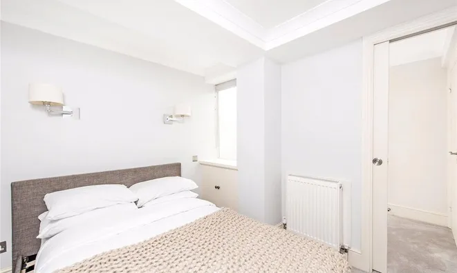 Недвижимость Oakley Street: 12