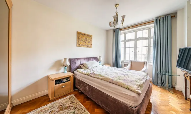 Недвижимость 42 Cheyne Walk: 35