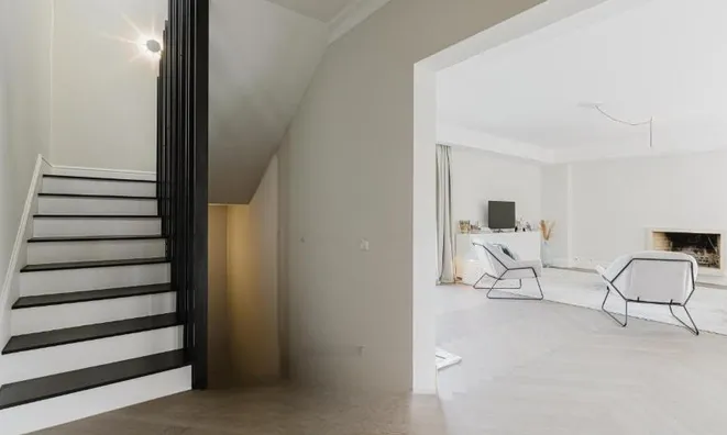 Недвижимость Single house 6 rooms: 5