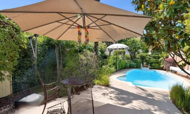 Недвижимость Row house 7 rooms: 2