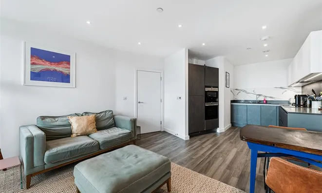 Недвижимость Avenue Road: 3