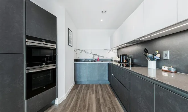 Недвижимость Avenue Road: 9