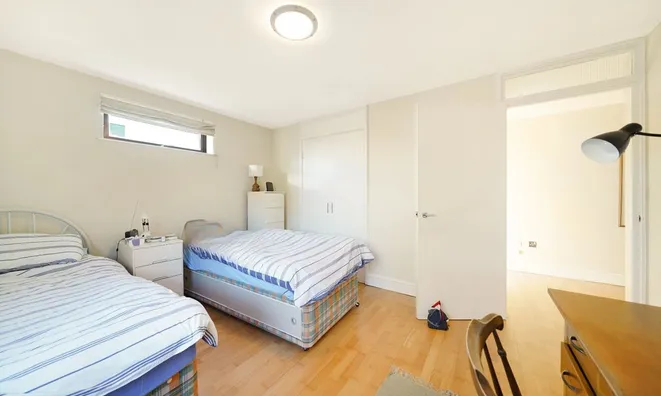 Недвижимость Cavendish Road, Brondesbury: 2