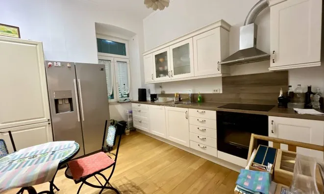 Недвижимость Трёхкомнатная квартира Центр: 5