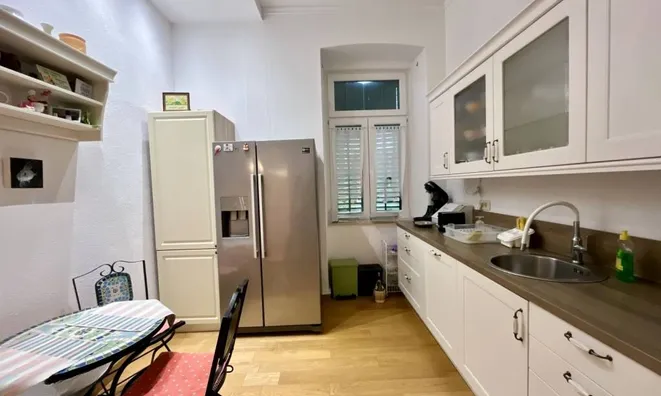 Недвижимость Трёхкомнатная квартира Центр: 6