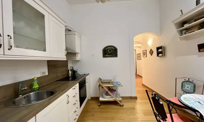 Недвижимость Трёхкомнатная квартира Центр: 7