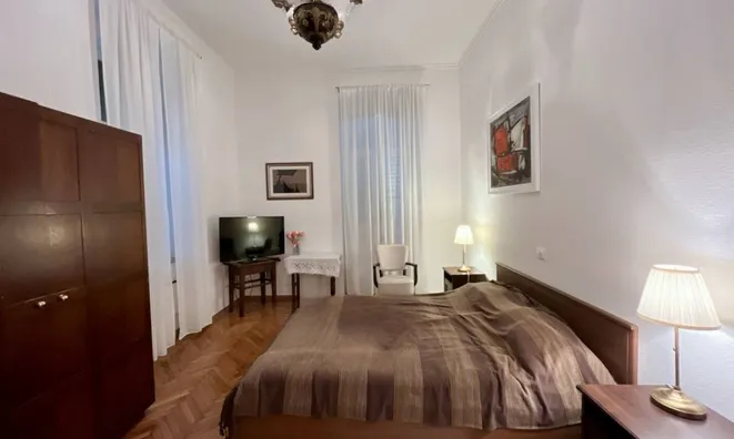 Недвижимость Трёхкомнатная квартира Центр: 8