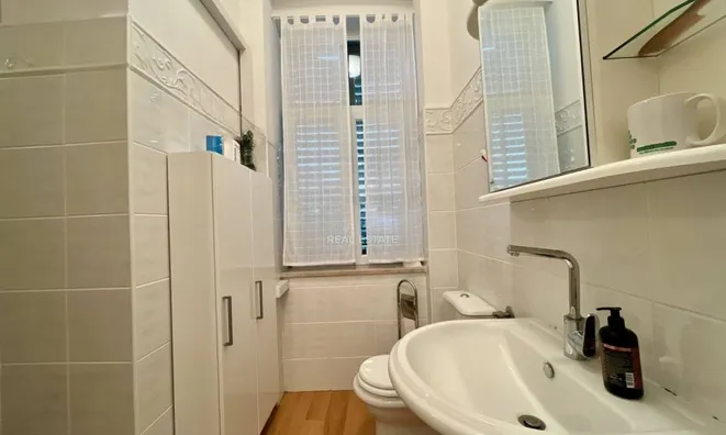 Недвижимость Трёхкомнатная квартира Центр: 16