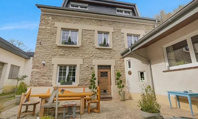 Недвижимость House 6 bedrooms for sale in Mompach: 2