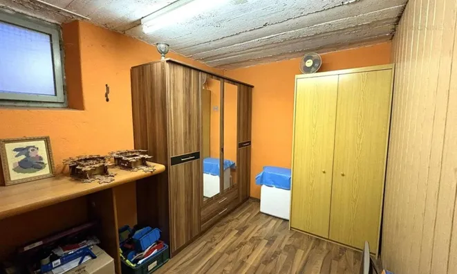 Недвижимость Трехкомнатная квартира Шентвид: 12