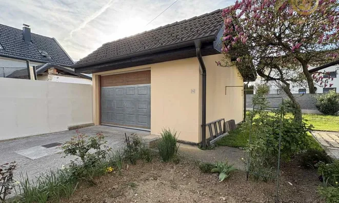 Недвижимость Трехкомнатная квартира Шентвид: 13