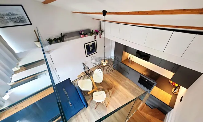 Недвижимость Четырёхкомнатная квартира с террасой в Пиране: 1