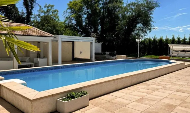 Недвижимость Single house: 1