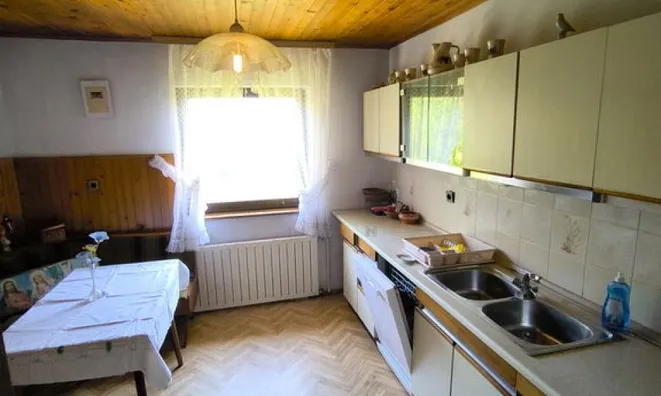 Недвижимость Кршко, Стране: 8