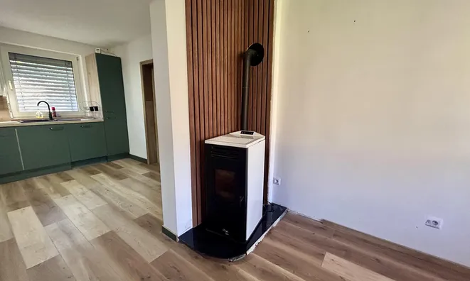 Недвижимость Лока при Зиданем Мосту: 10