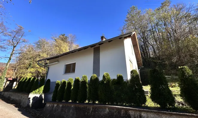 Недвижимость Лока при Зиданем Мосту: 22