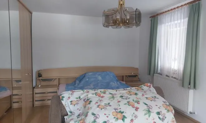 Недвижимость Торговище.: 6